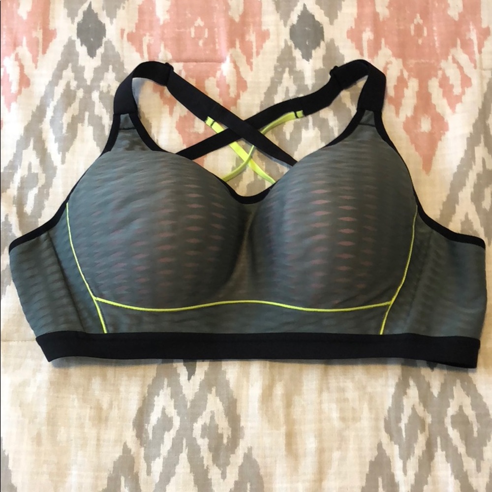 ‘Victoria Sport Incredible’ sports bra
